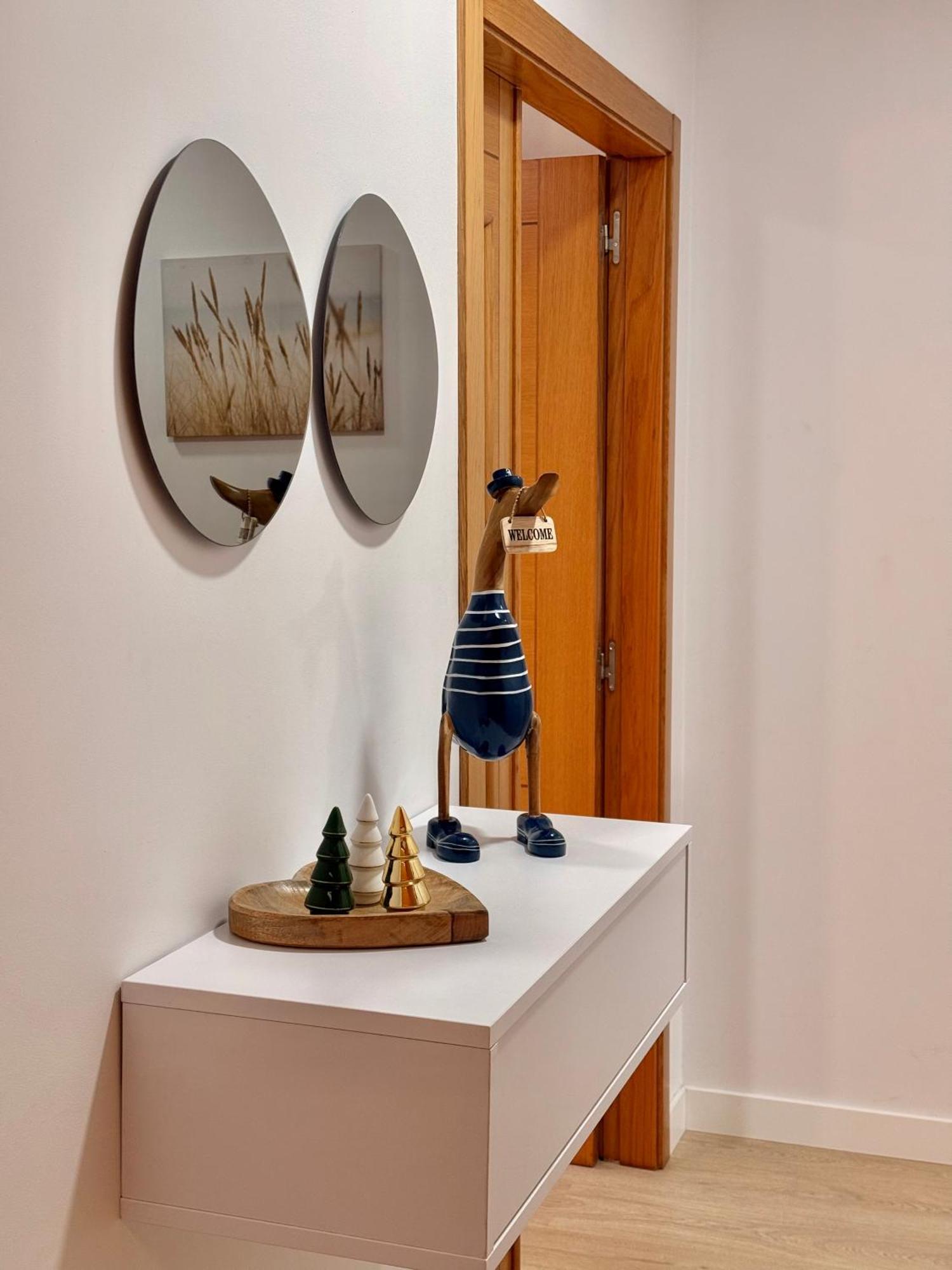 Piso En Calle Peatonal. Apartment Boiro
